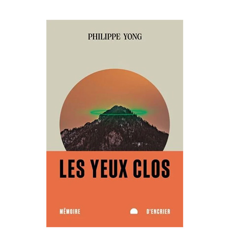Les yeux clos